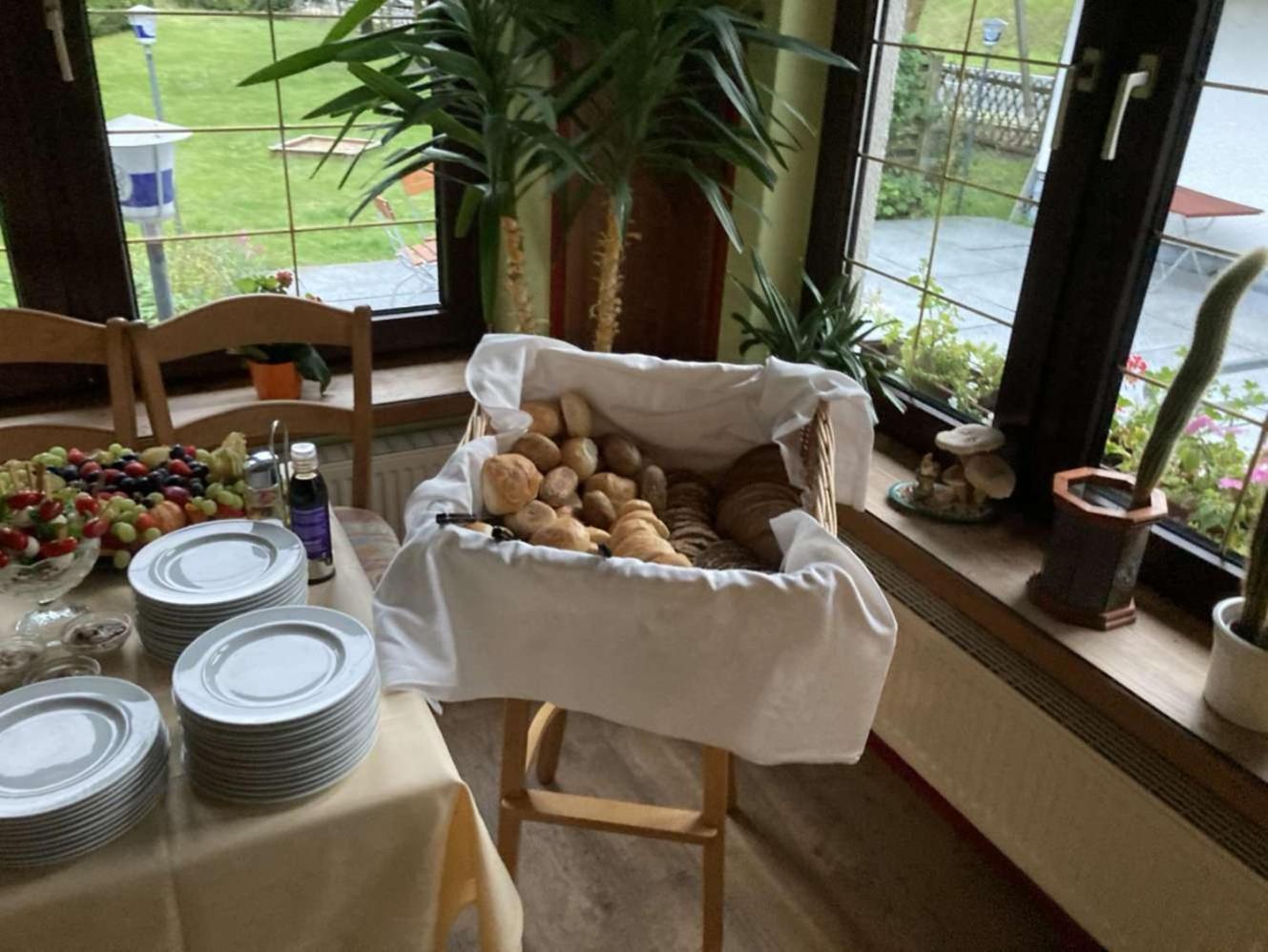 Gasthof Und Pension Hammerschaenke Wildenthal Buitenkant foto